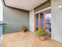 Two-bedroom Apartment of 101m² in Via Canton