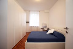 Two-bedroom Apartment of 95m² in Viale Giovanni da Cermenate 80