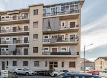 Two-bedroom Apartment of 71m² in Via Bonzo