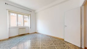 Two-bedroom Apartment of 70m² in Via Raffaello Giovagnoli