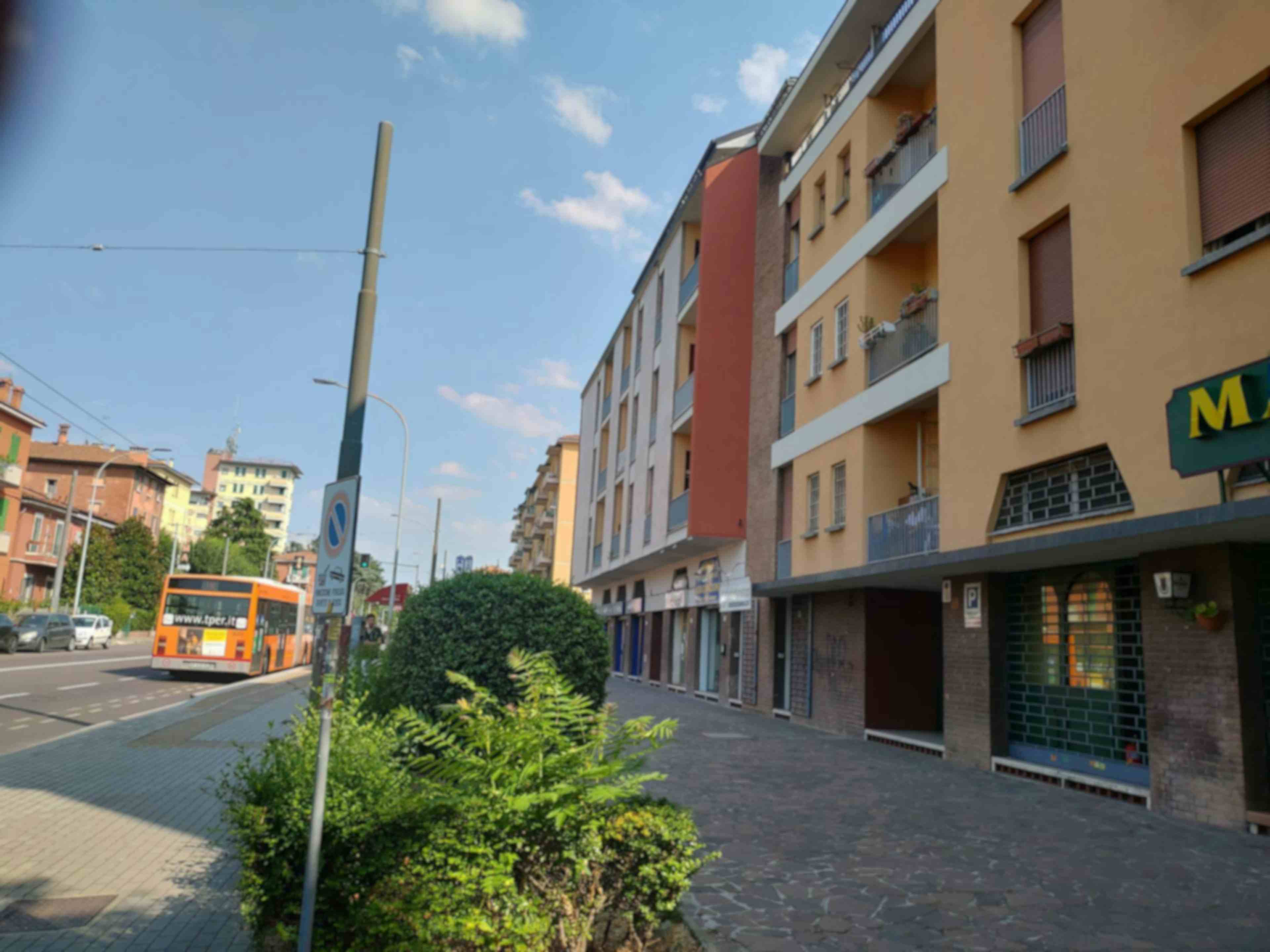 Two-bedroom Apartment of 85m² in Via Emilia Levante