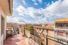 Two-bedroom Apartment of 65m² in Via Giuseppe Pianell 22