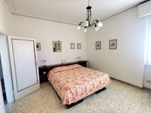 Two-bedroom Apartment of 90m² in Via Baccio da Montelupo