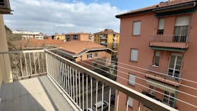 Two-bedroom Apartment of 72m² in Via Giuseppe Torelli