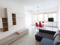 Two-bedroom Apartment of 112m² in Piazza Vinci