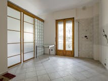 One-bedroom Apartment of 80m² in Corso Casale