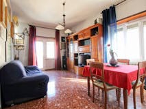 Two-bedroom Apartment of 95m² in Via Squinzano
