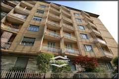 Two-bedroom Apartment of 91m² in Via Daneo