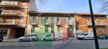 Two-bedroom Apartment of 90m² in Via Lanzo