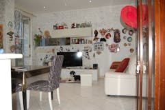 Two-bedroom Apartment of 80m² in Via Raimondo Montecuccoli 36