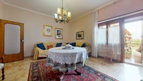 Two-bedroom Apartment of 85m² in Via Salvatore Talamo