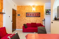 Two-bedroom Apartment of 90m² in Via Buriasco 20