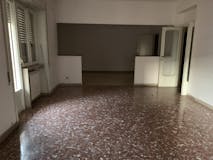 One-bedroom Apartment of 107m² in Via Ermenegildo Pistelli 10