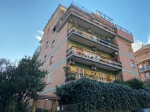 Three-bedroom Apartment of 120m² in Via Nino Martoglio