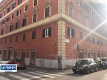 Four-bedroom Apartment of 120m² in Via Andrea Provana