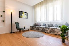 Two-bedroom Apartment of 100m² in viale Caldara 