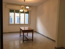 Two-bedroom Apartment of 90m² in Via Felice Cavallotti