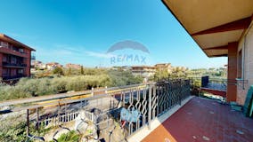 Two-bedroom Apartment of 78m² in Via Roccamontepiano