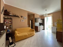 Two-bedroom Apartment of 65m² in Via degli Armenti 63