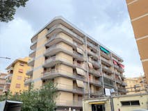 Two-bedroom Apartment of 100m² in Via Statilio Ottato