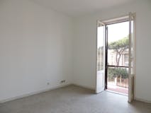 Two-bedroom Apartment of 100m² in Via Portuense 407