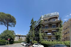 Four-bedroom Apartment of 130m² in Via Giacinta Pezzana