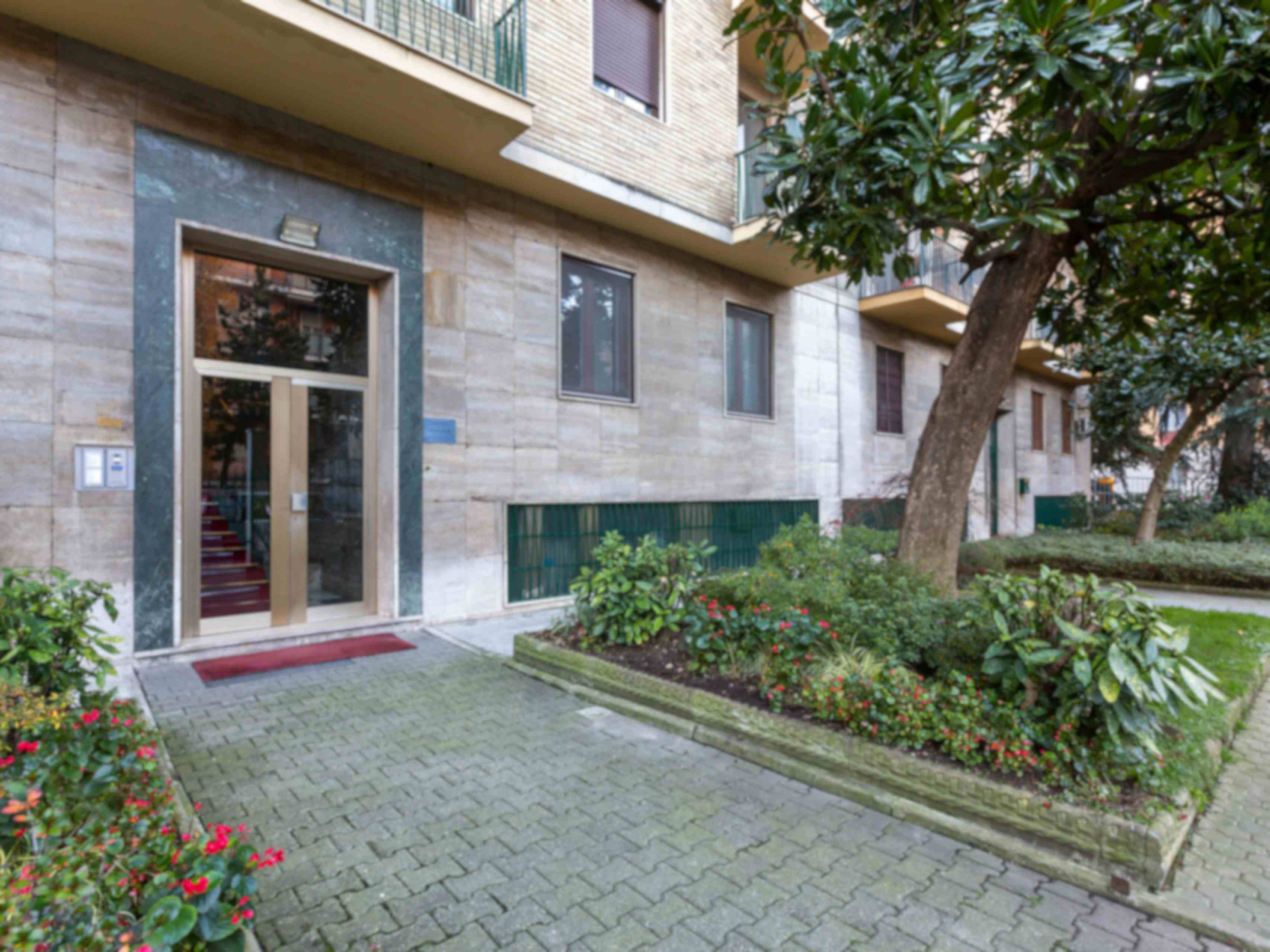One-bedroom Apartment of 47m² in Via Almerico da Schio 5