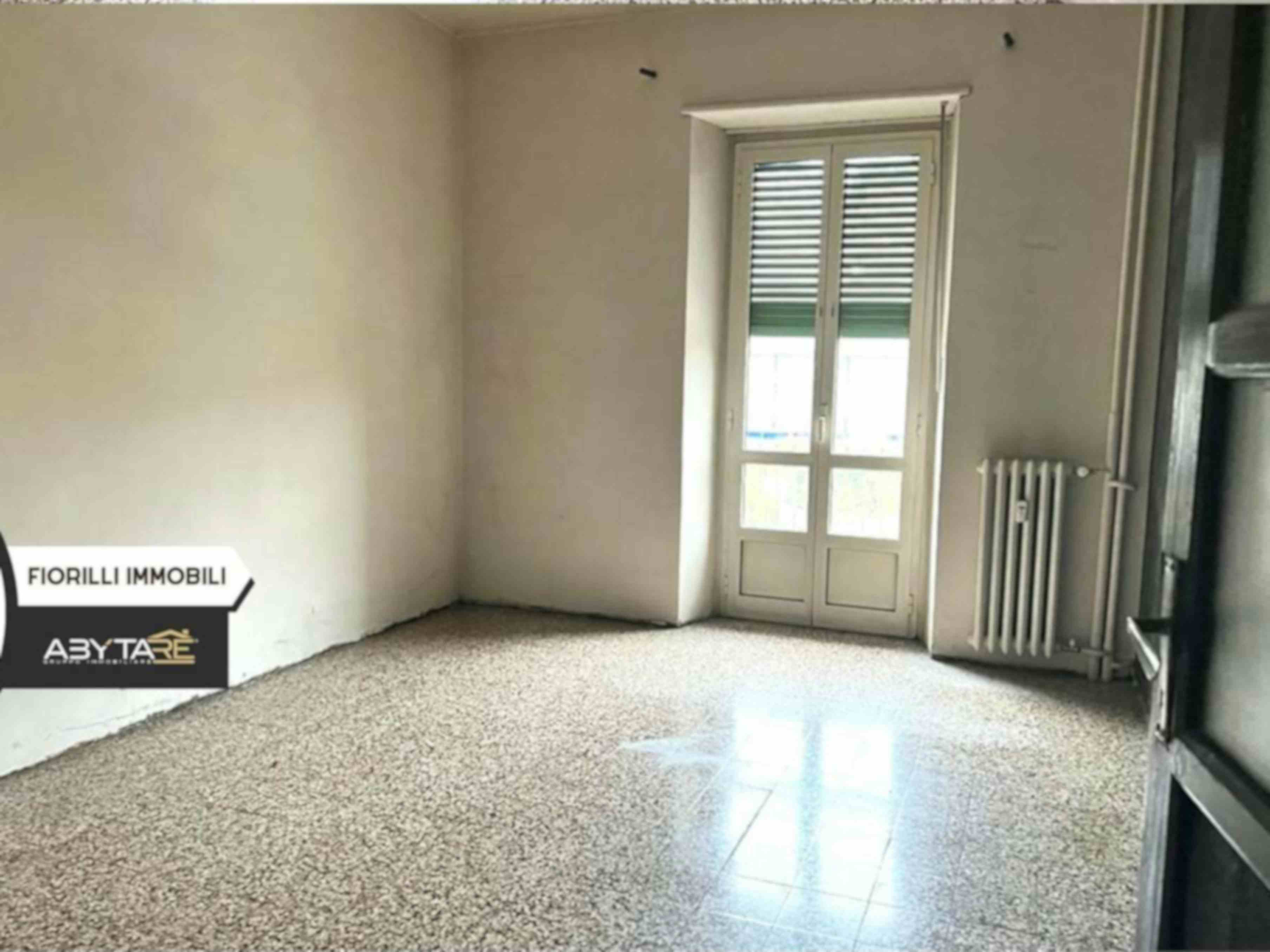 Two-bedroom Apartment of 70m² in Via Lauro Rossi