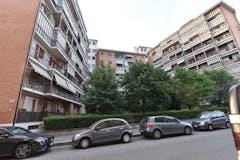 Three-bedroom Apartment of 99m² in Via Giuseppe Sirtori