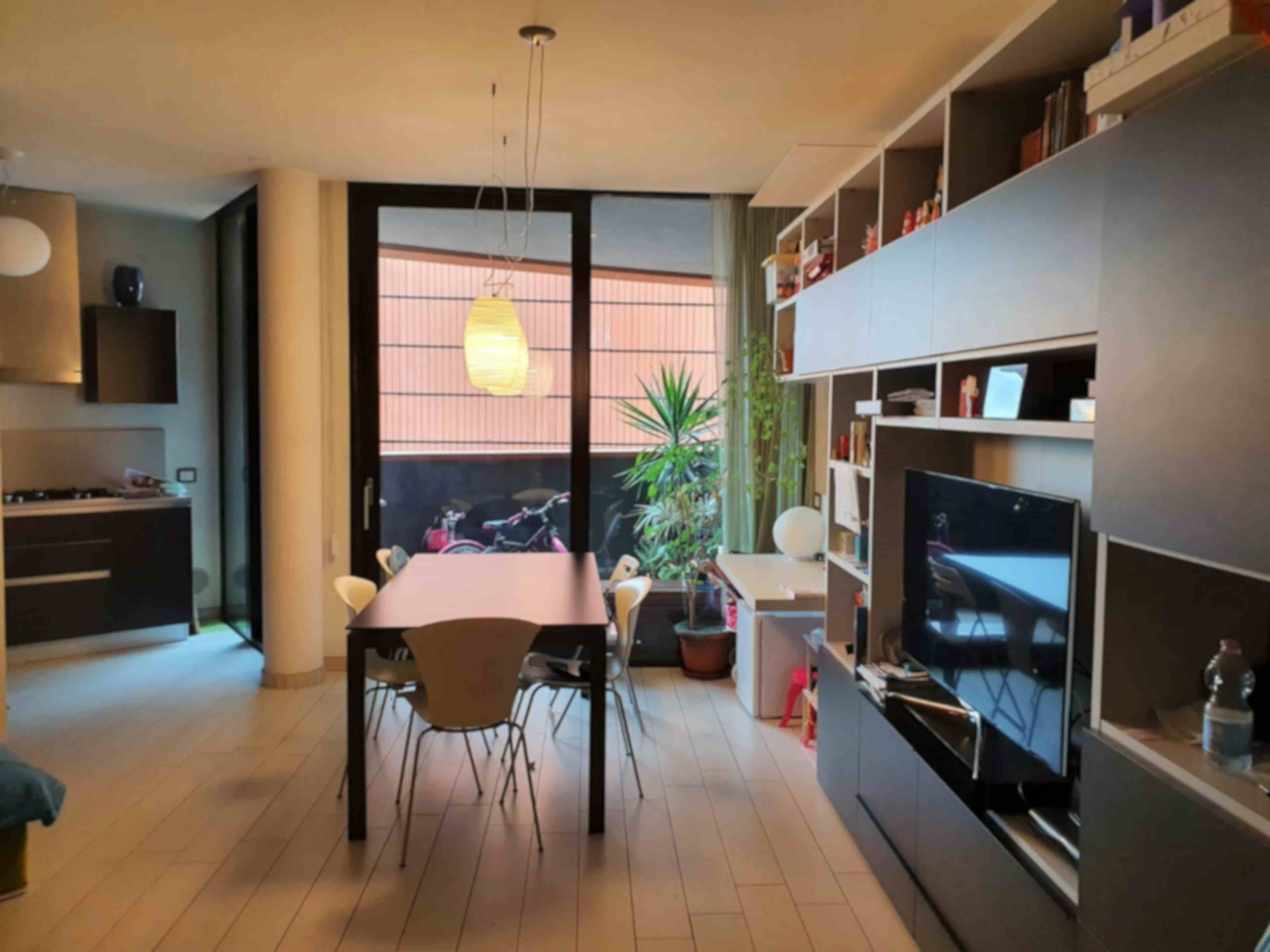Two-bedroom Apartment of 108m² in Via Davide Campari 3