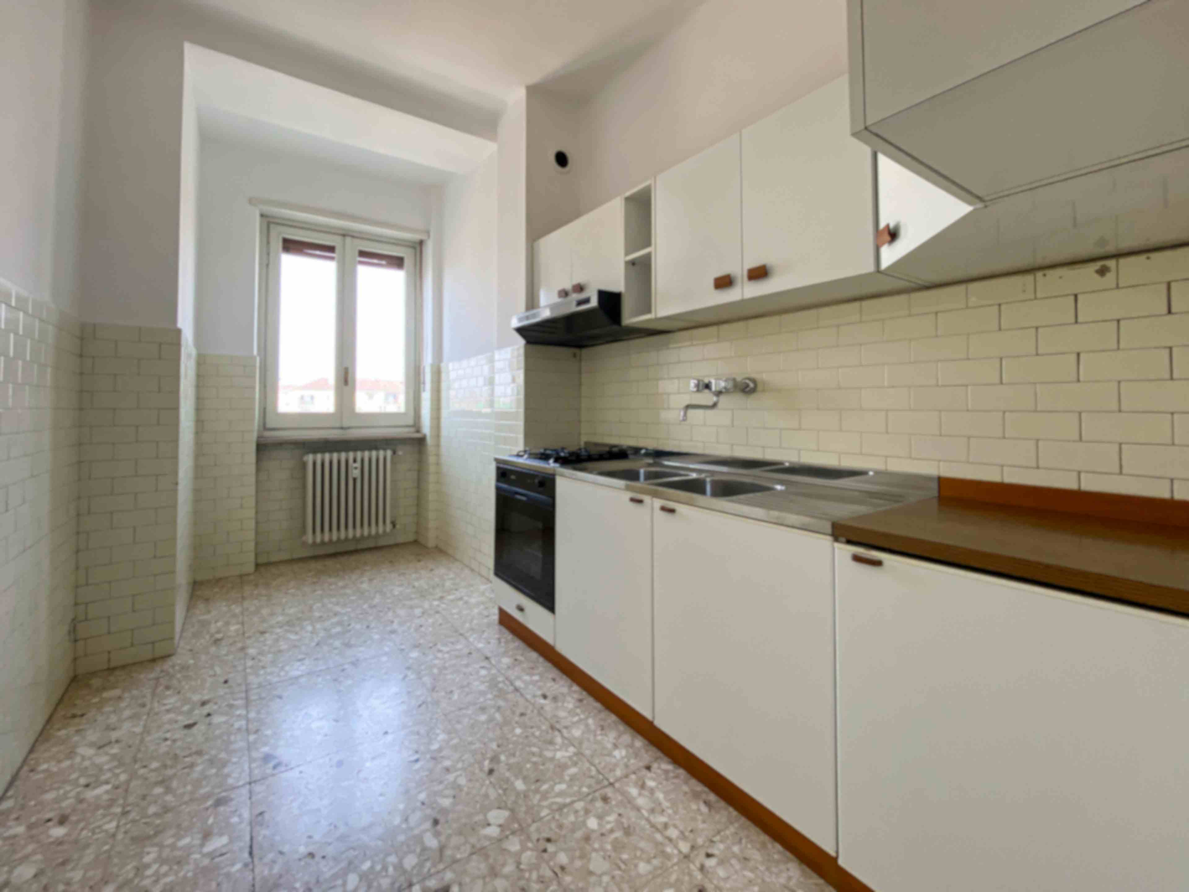 One-bedroom Apartment of 67m² in Corso Vercelli 150