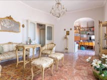 Two-bedroom Apartment of 154m² in Via Di Vigna Murata