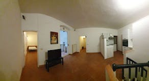 Two-bedroom Apartment of 60m² in Via dei Pepi