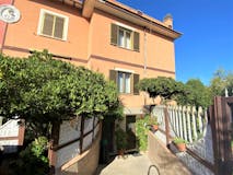 Three-bedroom House of 110m² in Via Collatina