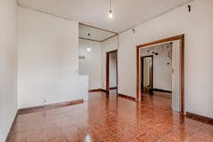 Two-bedroom Apartment of 85m² in Viale Fernando Santi